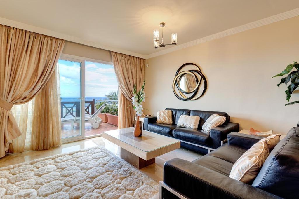 Frontline Beach Apartment - Sinfonia Del Mar Estepona Bagian luar foto